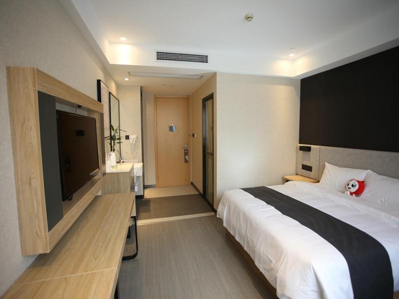 Thank Inn Plus Jiangsu Zhenjiang Jiangkou District Hongdou Square Екстер'єр фото